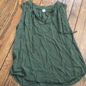 Old Navy Tank M